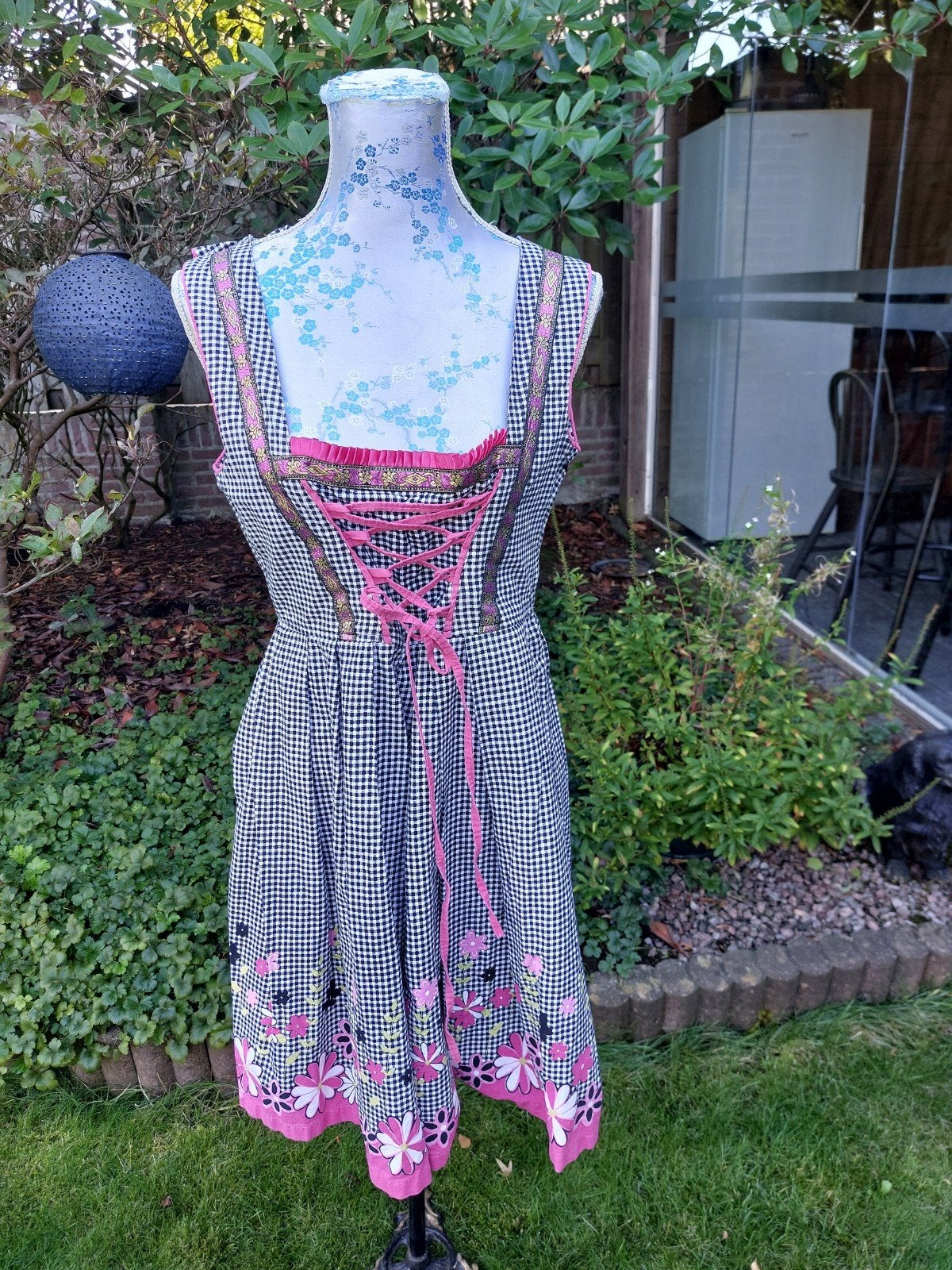 kleurrijke dirndl oktoberfest jurk, Kleding | Dames, Carnavalskleding en Feestkleding, Maat 42/44 (L), Ophalen of Verzenden, Trachtenpoint
