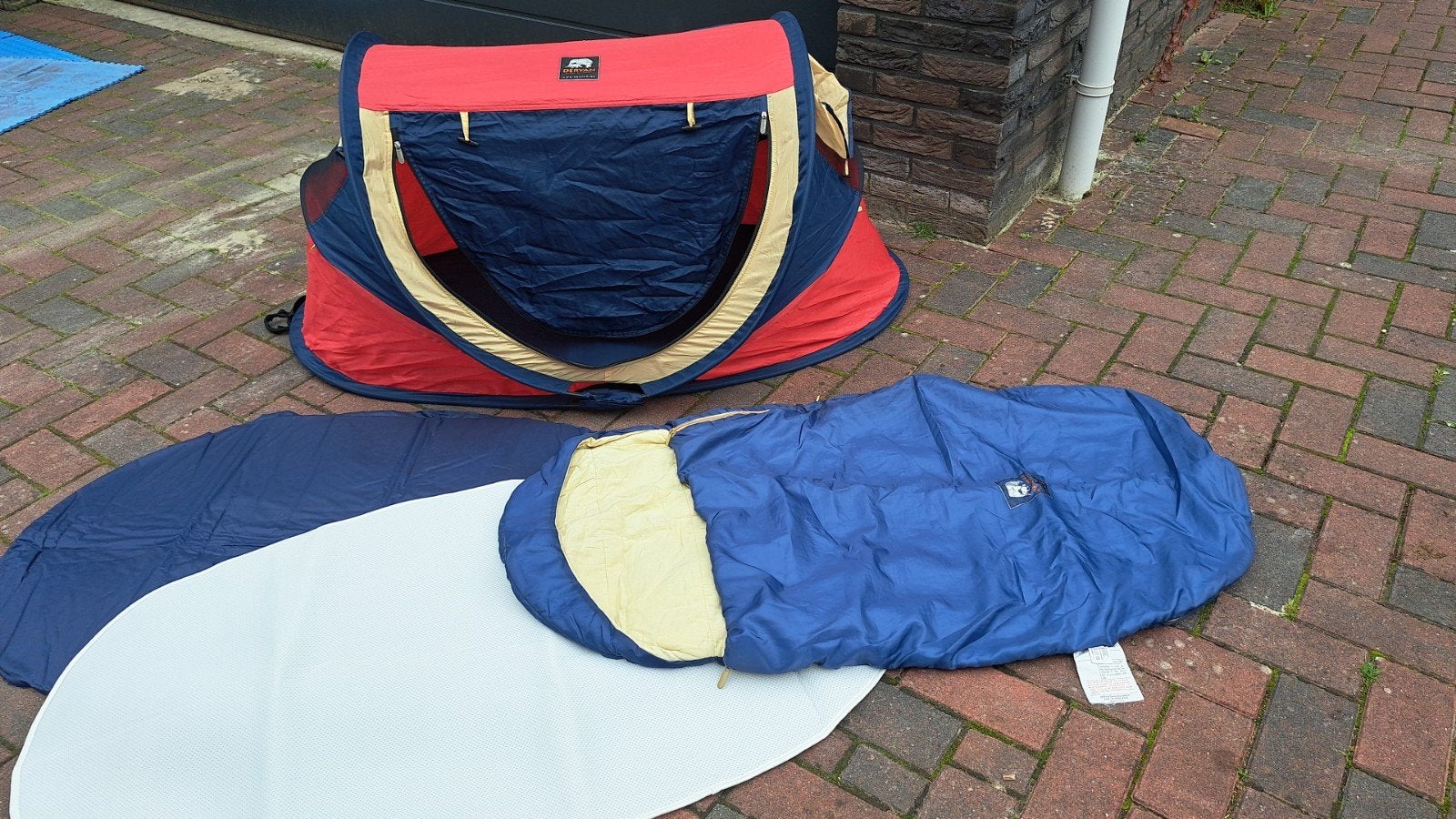 Deryan tentje, Ophalen of Verzenden