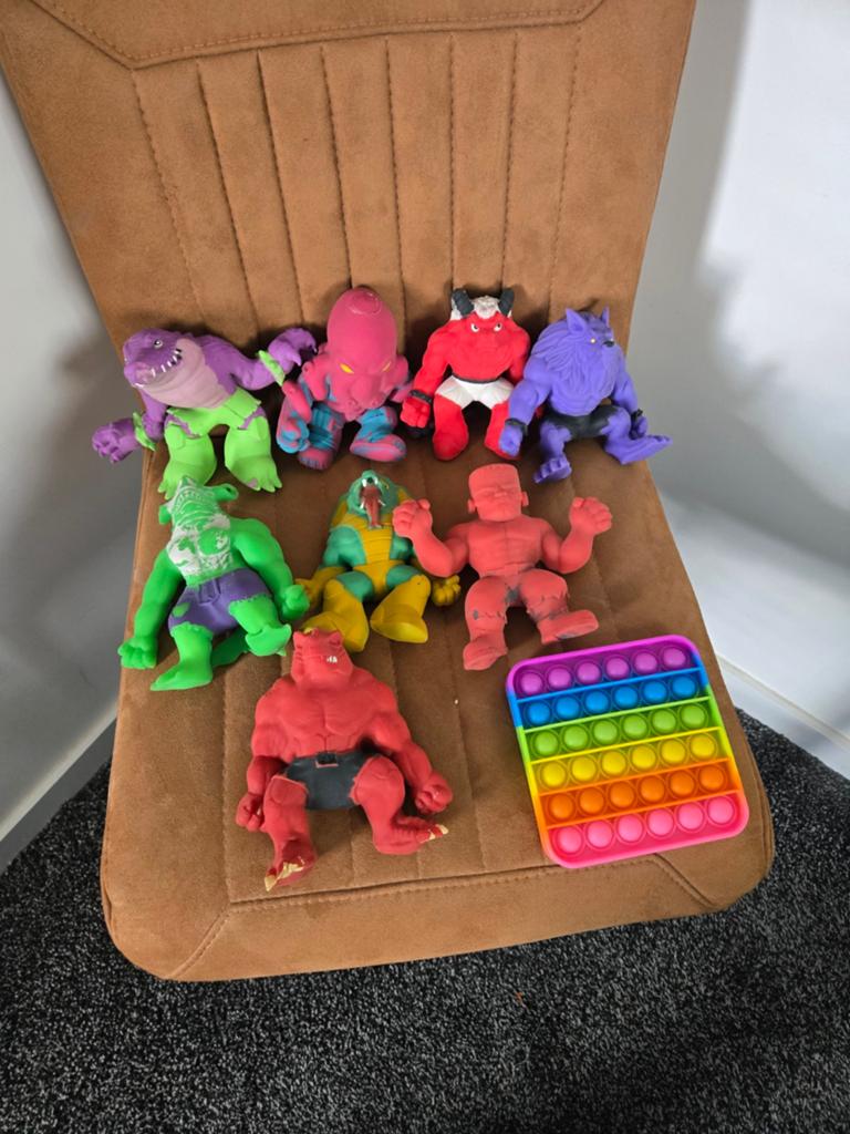 Tasje met kneedpoppen en pop fyget, Ophalen of Verzenden, Jongen of Meisje