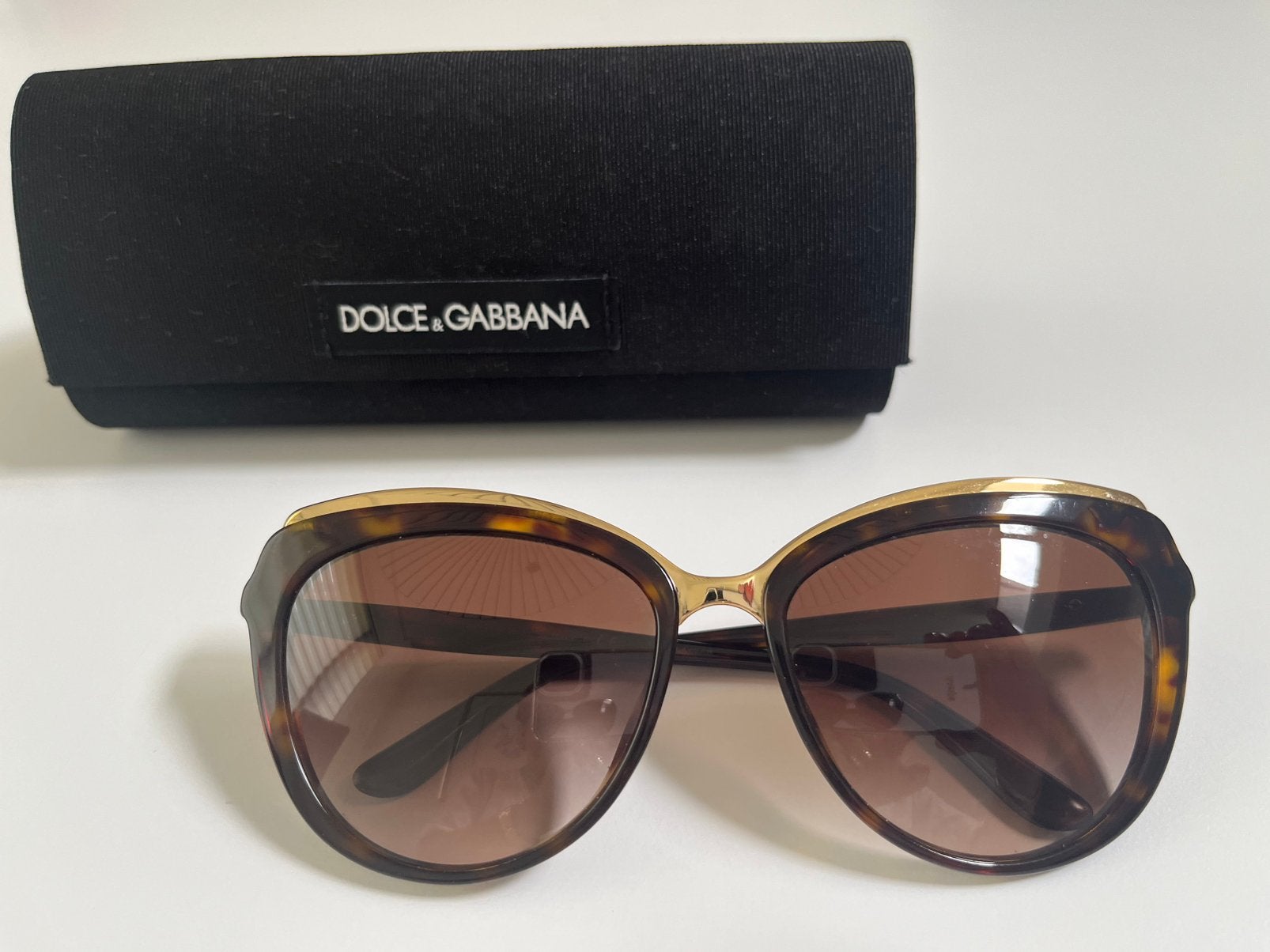 Zonnebril Dolce & Gabbana cat-eye DG4304 super staat, Sieraden, Tassen en Uiterlijk, Zonnebrillen en Brillen | Dames, Zonnebril