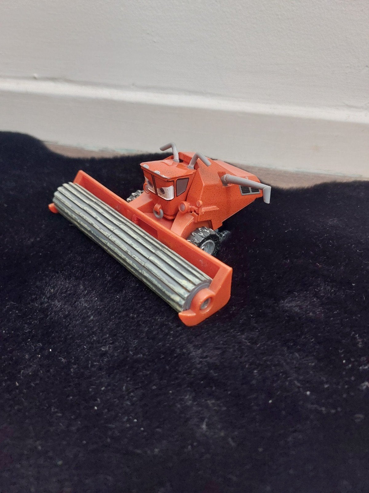 Disney Pixar Cars Frank, Verzamelen, Disney, Ophalen of Verzenden, Zo goed als nieuw