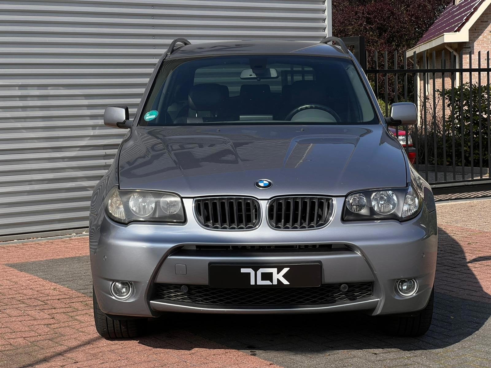 Foto 3 van BMW X3 3.0d Executive M57/AUTOMAAT/AIRCO/PDC/CRUISE