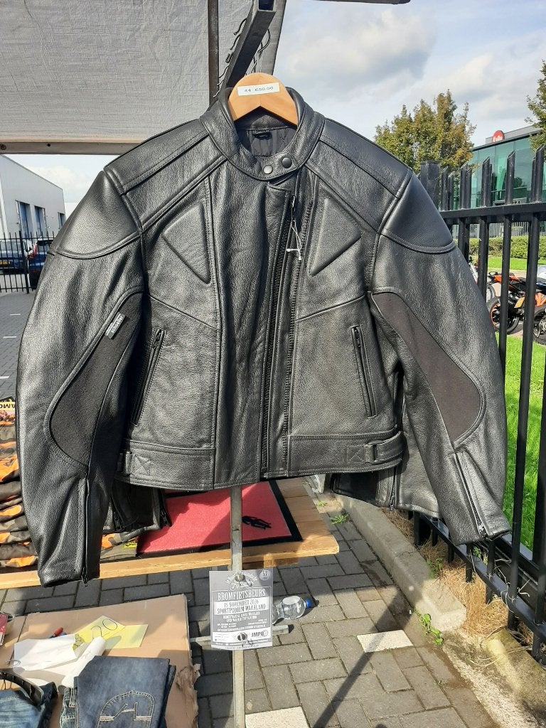 Buse motorjas maat 44 motor jas leer nieuw oude voorraad, Nieuw met kaartje, Pascalstraat 6 1704 RD Heerhugowaard, Jas | leer