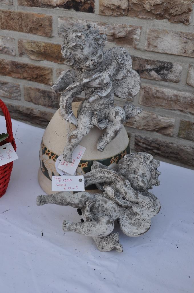 Nieuw: 2 zittende cupido's / engeltjes ter decoratie, Ophalen of Verzenden