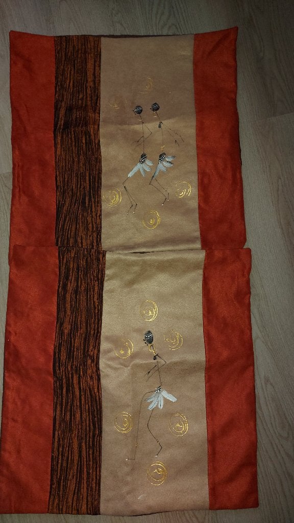 KUSSENHOESJES 2 dezelfde, Gebruikt, Met print, Ophalen of Verzenden, Vierkant