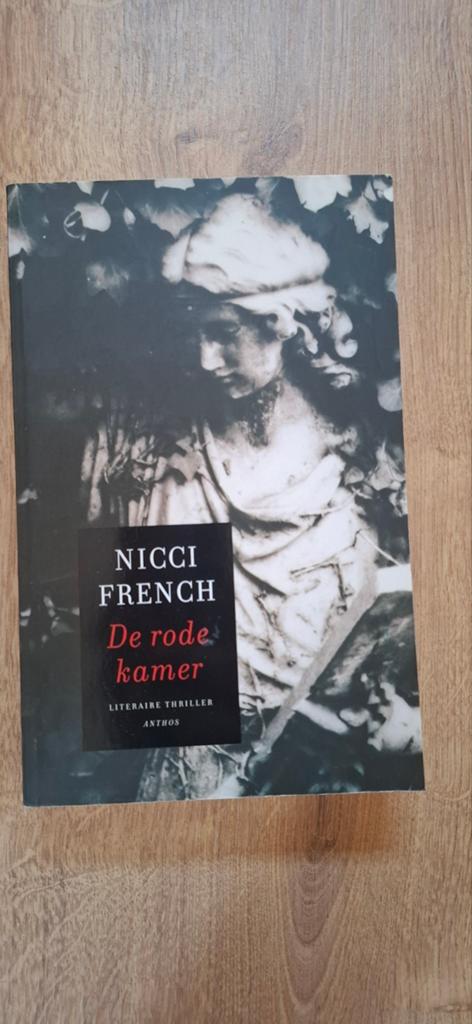 De Rode Kamer - Nici French (Literaire Thriller), Boeken, Ophalen of Verzenden, Gelezen, Nicci French, Nederland