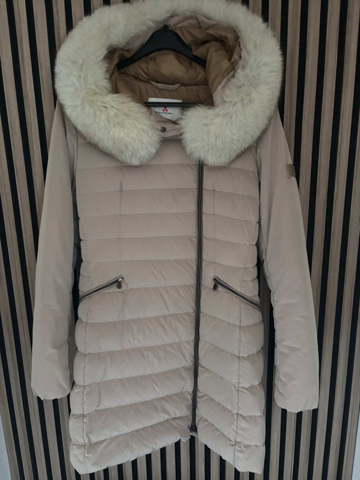 Prachtige jas ( peuterey), Maat 38/40 (M), Beige, Ophalen of Verzenden, Onbekend