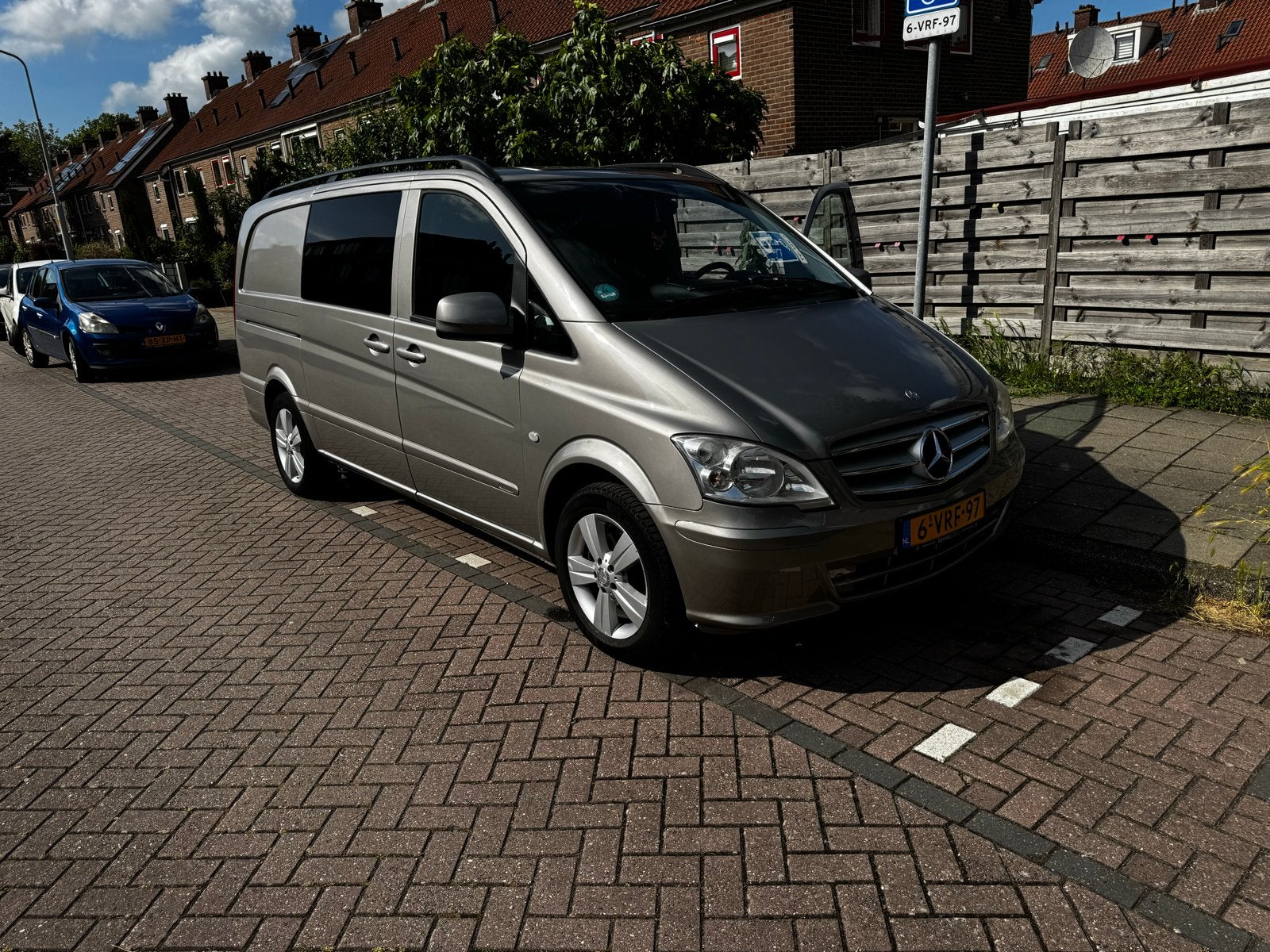 Mercedes-Benz Vito 2.1 CDI 113 DC AUT 2011, Auto's, 136 pk, 4 cilinders, Bruin, Overige kleuren