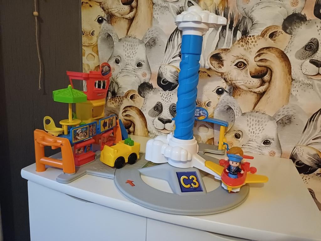 Fisher-Price Little People Vliegveld met vliegtuig, Kinderen en Baby's, Speelgoed | Speelgoedvoertuigen, Gebruikt, Ophalen of Verzenden