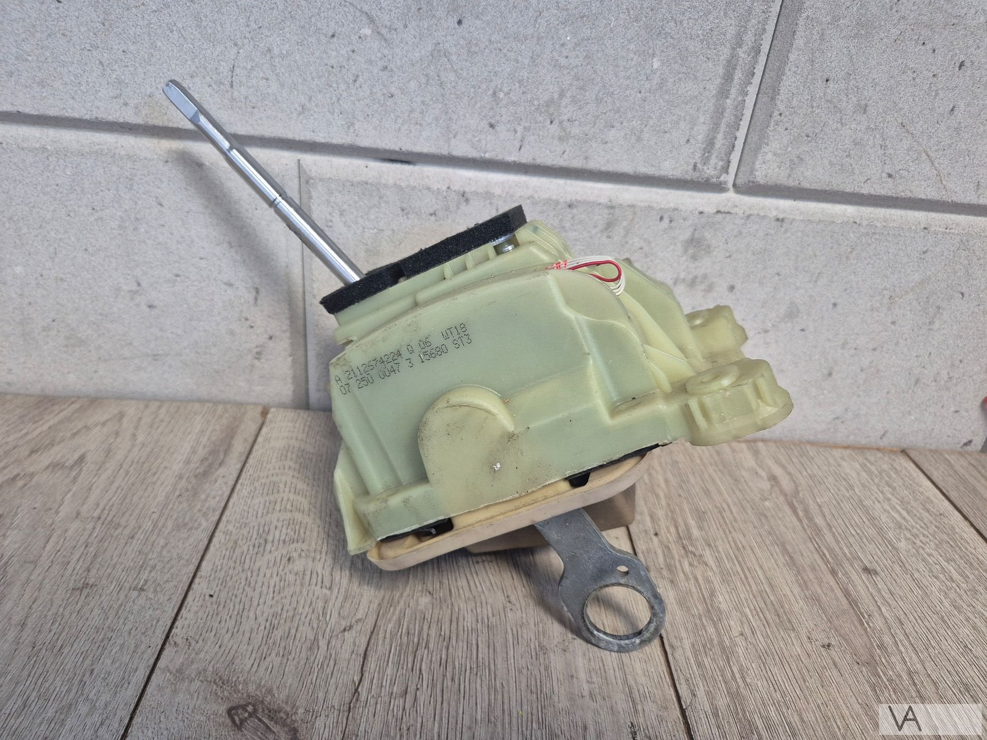 Schakelpook automaat van Mercedes E klasse W211 a2112674224, Gebruikt, -, Ophalen of Verzenden, -