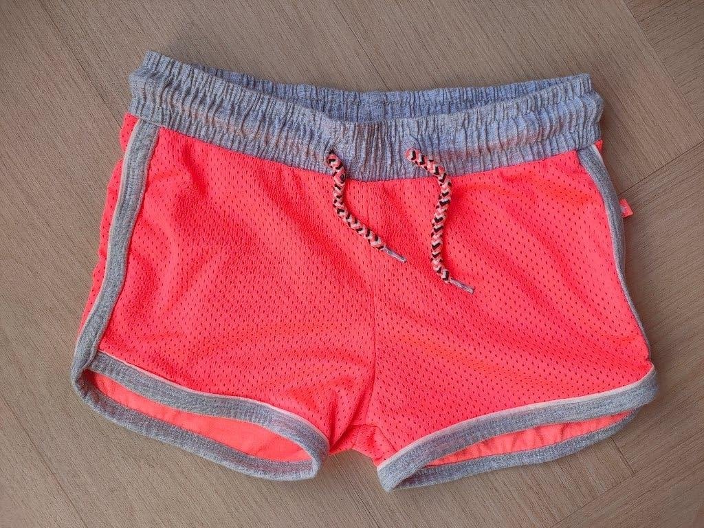 Neon roze short - Girls - 128, Meisje, Sport- of Zwemkleding, Ophalen of Verzenden, Zo goed als nieuw
