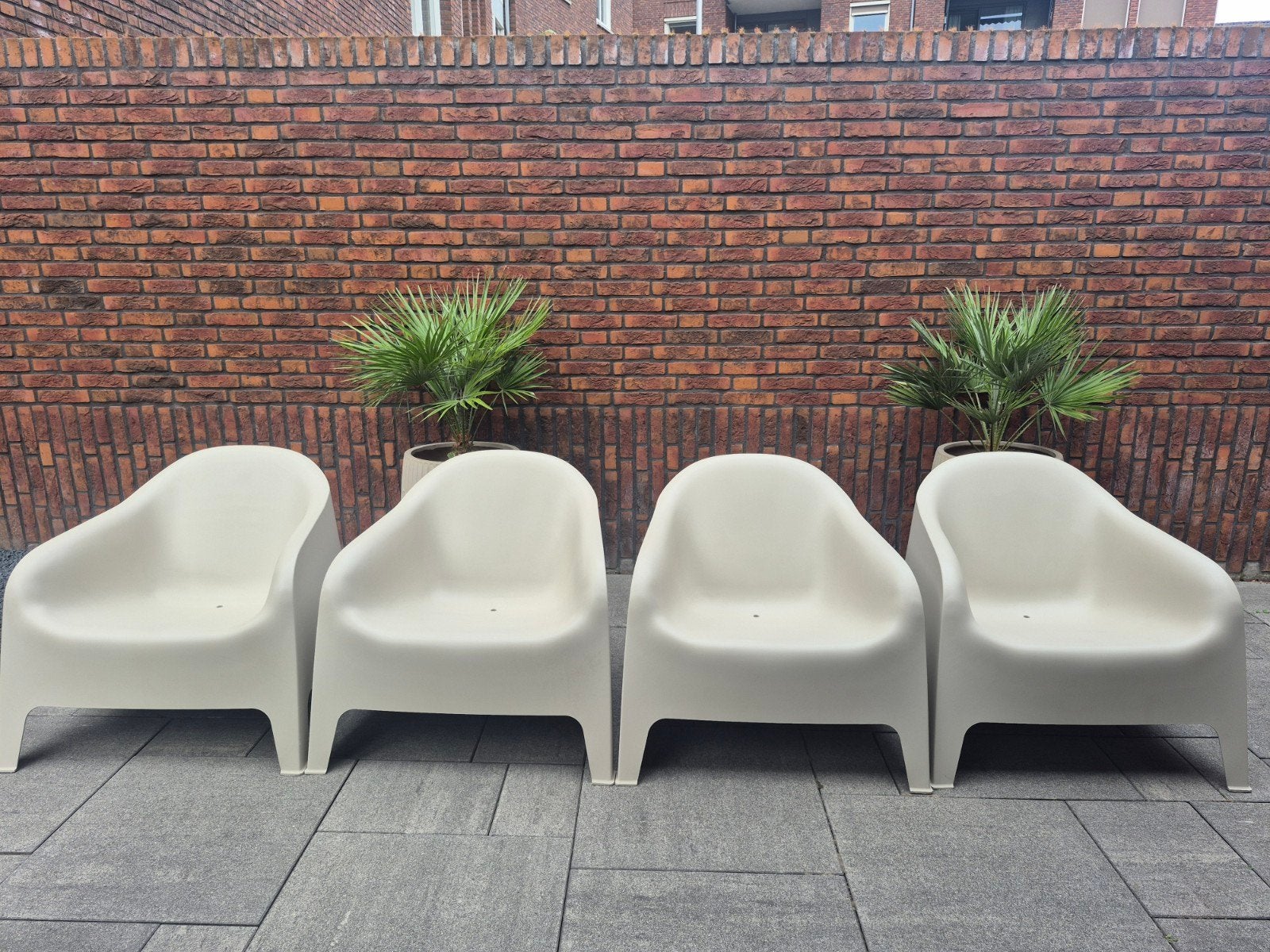 IKEA fauteuil/tuinstoel 4 stuks beige, Ophalen, Gebruikt, Kunststof, Stapelbaar