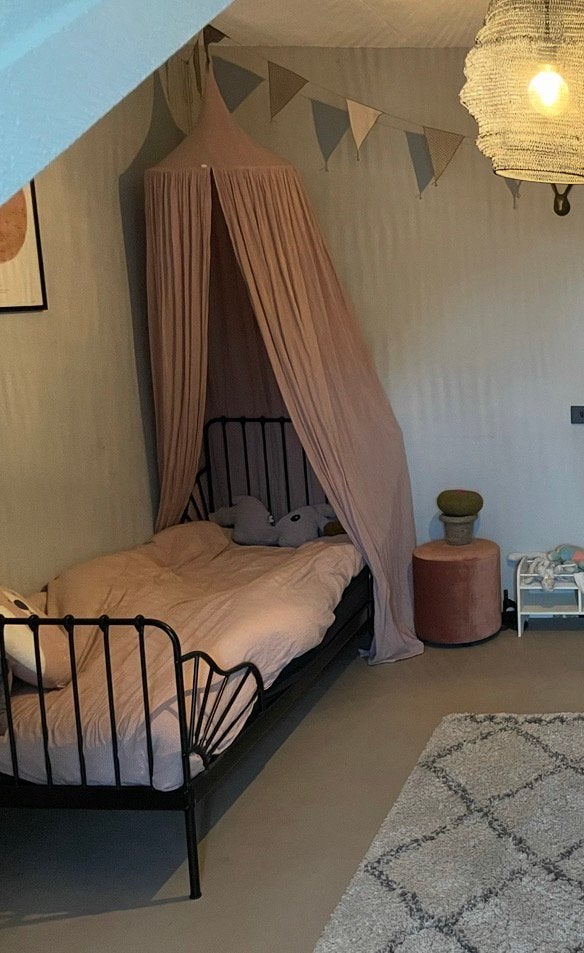 Zwart ikea minnen meegroeibed, Ophalen, 70 tot 85 cm, Zo goed als nieuw, Matras