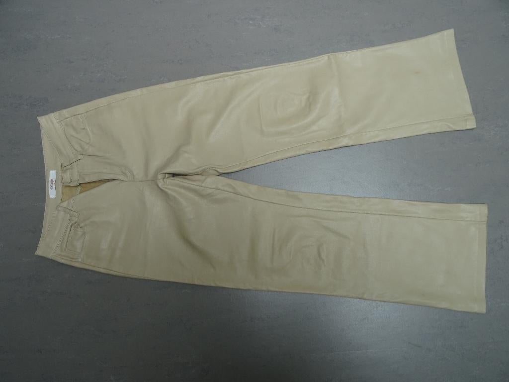 ORAIJE paris maat S, (imitatie) leren broek., Kleding | Dames, Broeken en Pantalons, Beige, Ophalen of Verzenden, Zo goed als nieuw