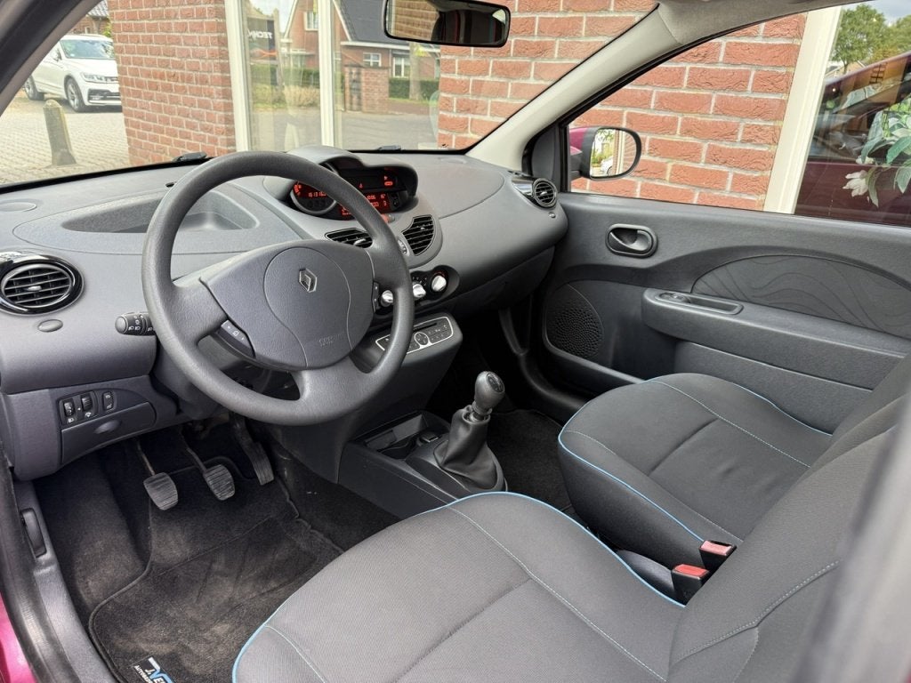 Renault Twingo 1.2 16V Collection VERKOCHT! NIEUWE APK / D-R, Auto's, Gebruikt, Zwart, 4 stoelen, Origineel Nederlands