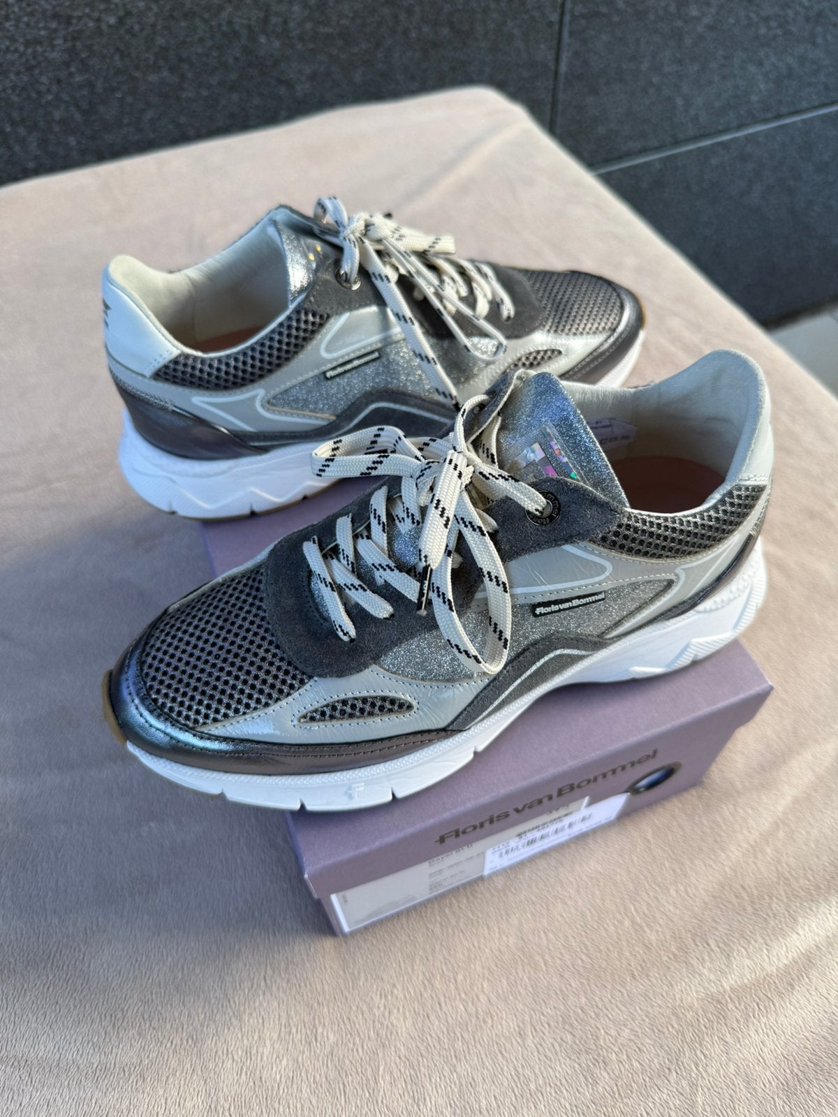 Floris van Bommel dames sneakers, Ophalen of Verzenden, Zo goed als nieuw, Overige kleuren, Sneakers of Gympen