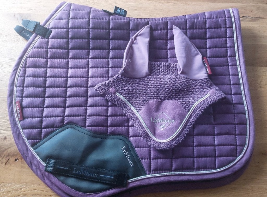 LeMieux Mallow zadeldekje XS + oornetje S – nette set, Dieren en Toebehoren, Ophalen, Zadeldekje, Zo goed als nieuw, Pony (P)