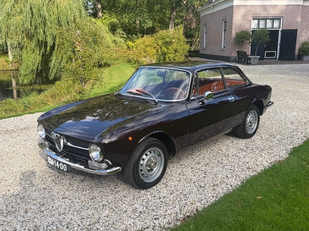 Alfa romeo GT 1300 GT Junior 1972 GERESTAUREERD, foto 2