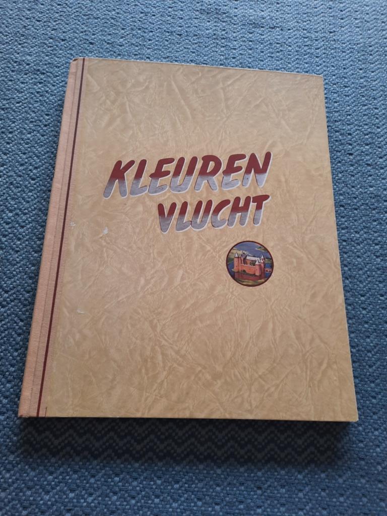 Douwe Egberts Plaatjesalbum 'Kleuren Vlucht' compleet, Boeken, Prentenboeken en Plaatjesalbums, Zo goed als nieuw, Plaatjesalbum