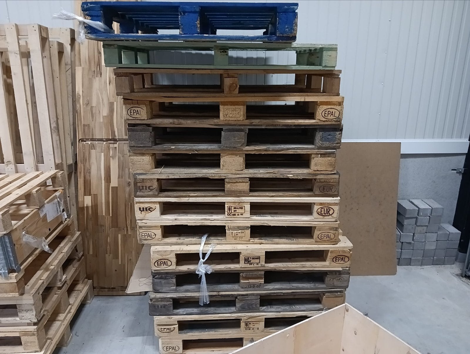 Diverse gebruikte pallets en europallets, Ophalen, Gebruikt, Minder dan 25 mm, Pallet