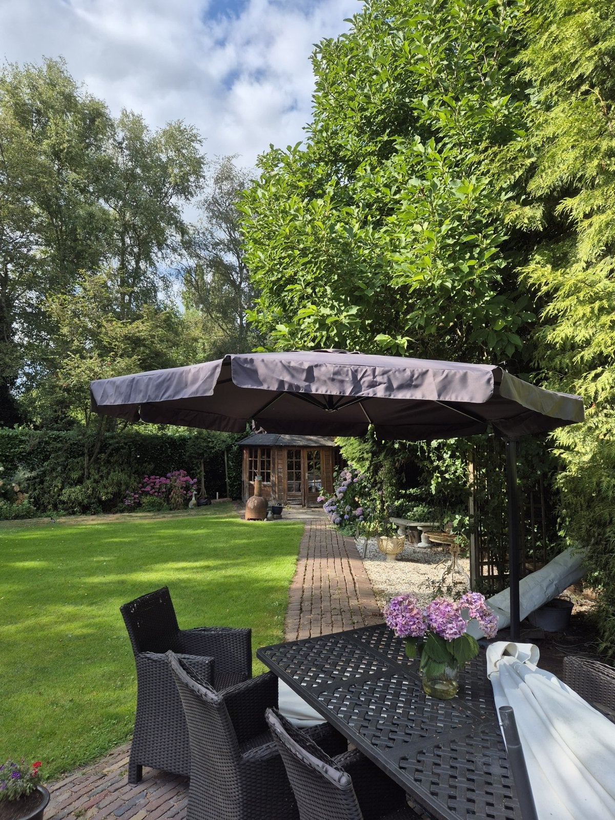 3x Tuindeco Le Havre zweefparasols (2x crème/wit, 1x bruin), Ophalen, Zweefparasol, 3 tot 4 meter, Verstelbaar
