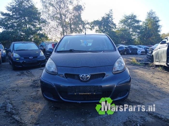 Schokdemperpoot links-voor van een Toyota Aygo