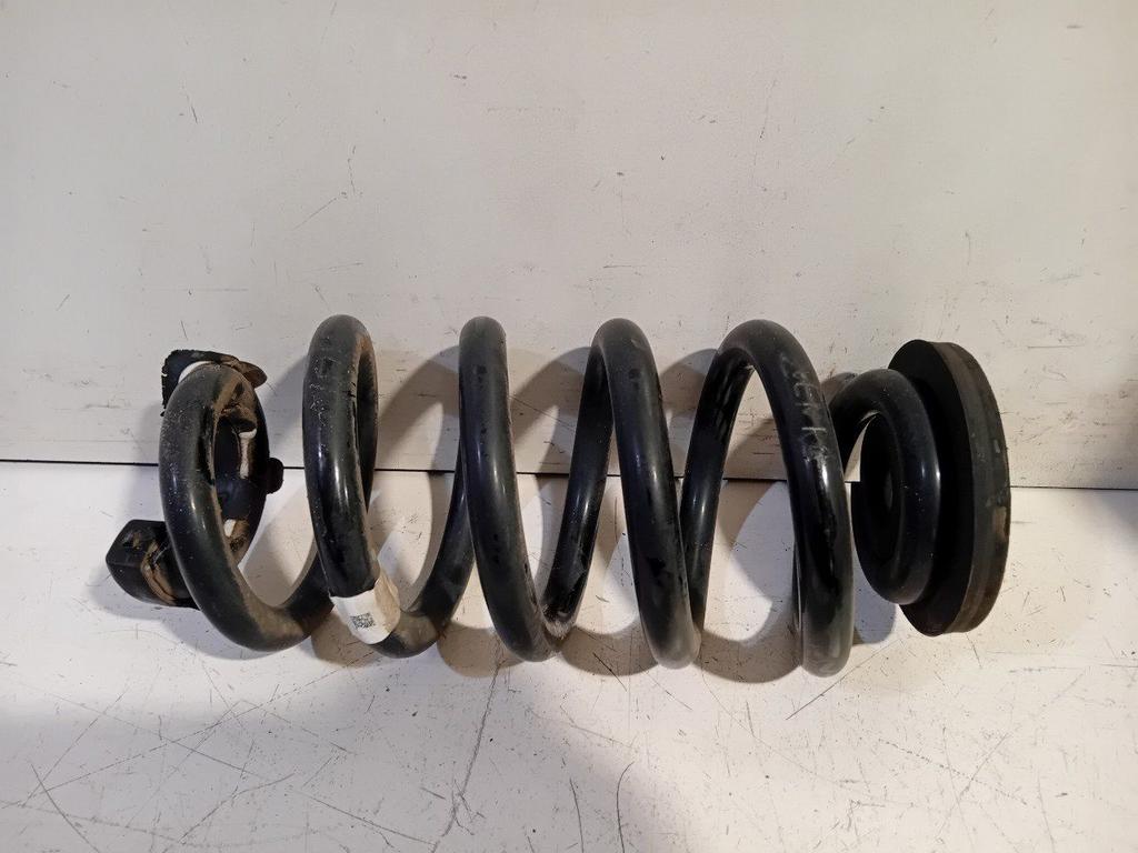 Schroefveer rechts achter Volkswagen ID.4, Onderdelen@venauto.nl, Van der Ven Autorecycling B.V., Gebruikt, Ettenseweg 76, 4706 PB Roosendaal, The Netherlands