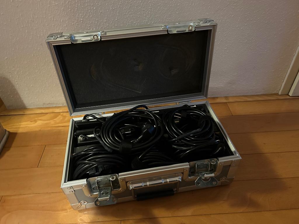8 LED lampen in case, Muziek en Instrumenten, Ophalen of Verzenden, Zo goed als nieuw, Licht, Kleur