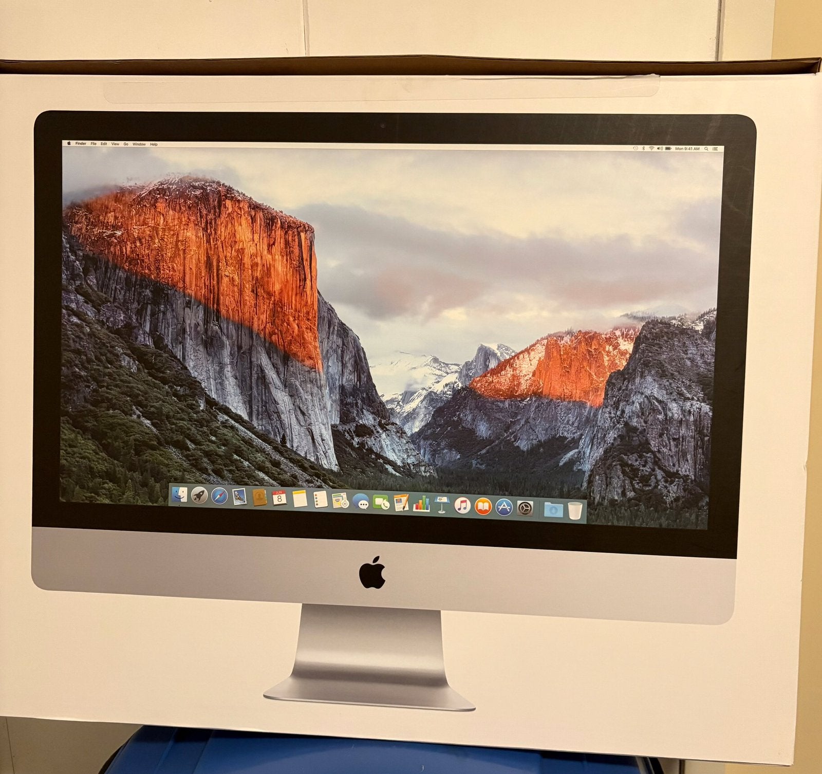 Lege doos van Imac, Ophalen, Zo goed als nieuw, IMac