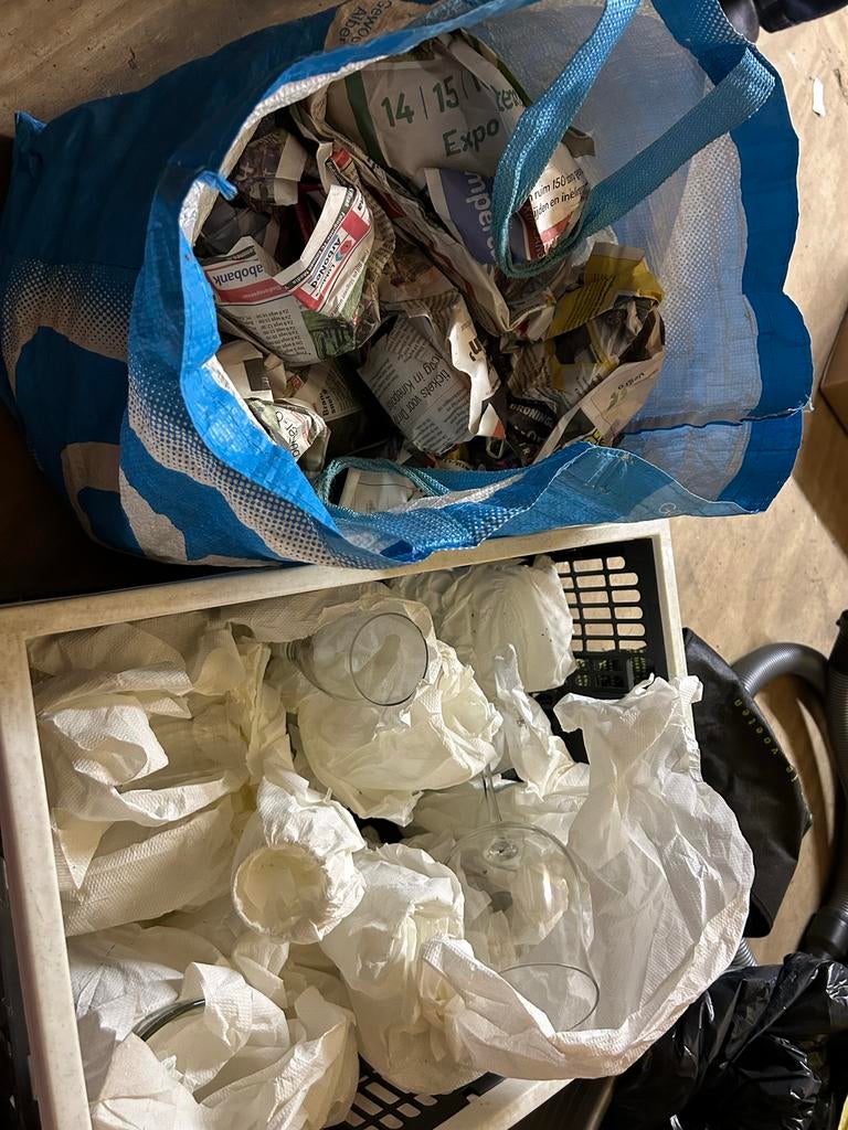 Verrassingspakket: Krat en tas vol diverse glazen, Ophalen