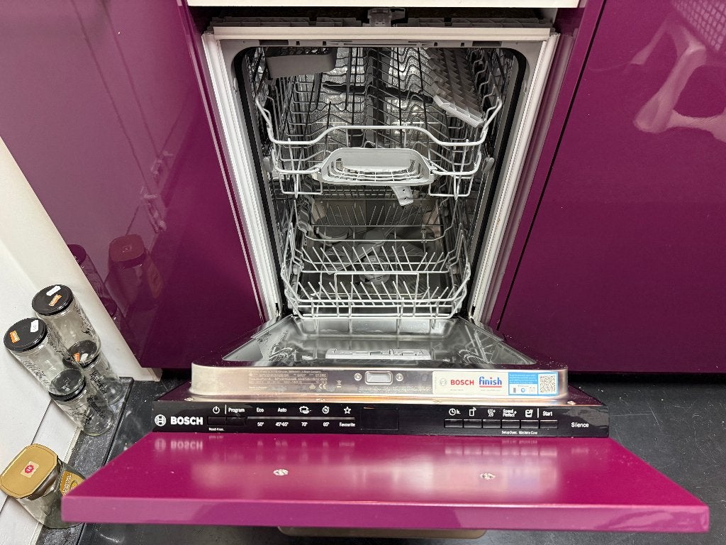 Vaatwasmachine Bosch - inbouw - smal model, Ophalen, Minder dan 85 cm, Minder dan 10 liter, Inbouw