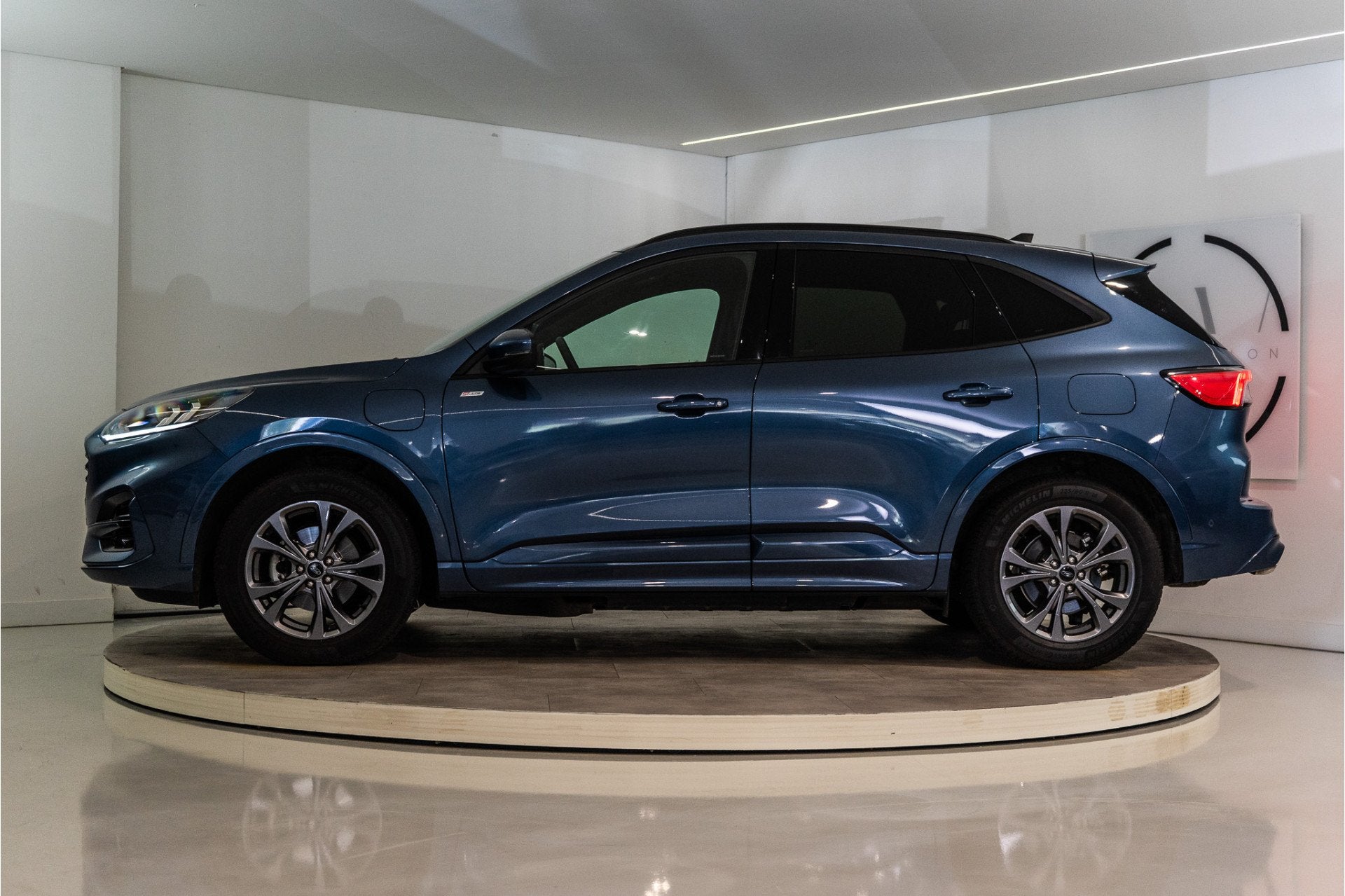 Ford Kuga 2.5 PHEV ST-Line 225 PK | Automaat | ACC | BLIS |, 12 maanden, Gebruikt, Euro 6, 4 cilinders