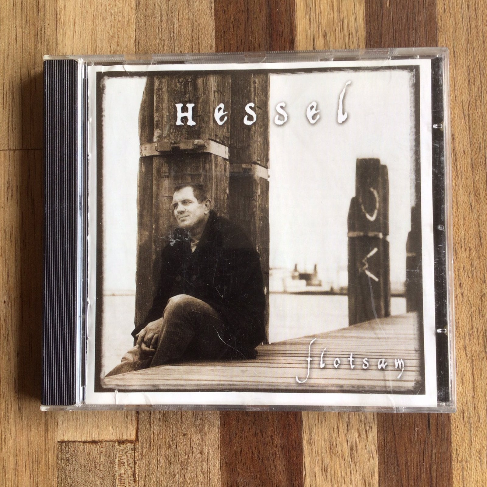 Hessel - Flotsam + Handtekening, Ophalen of Verzenden, Zo goed als nieuw