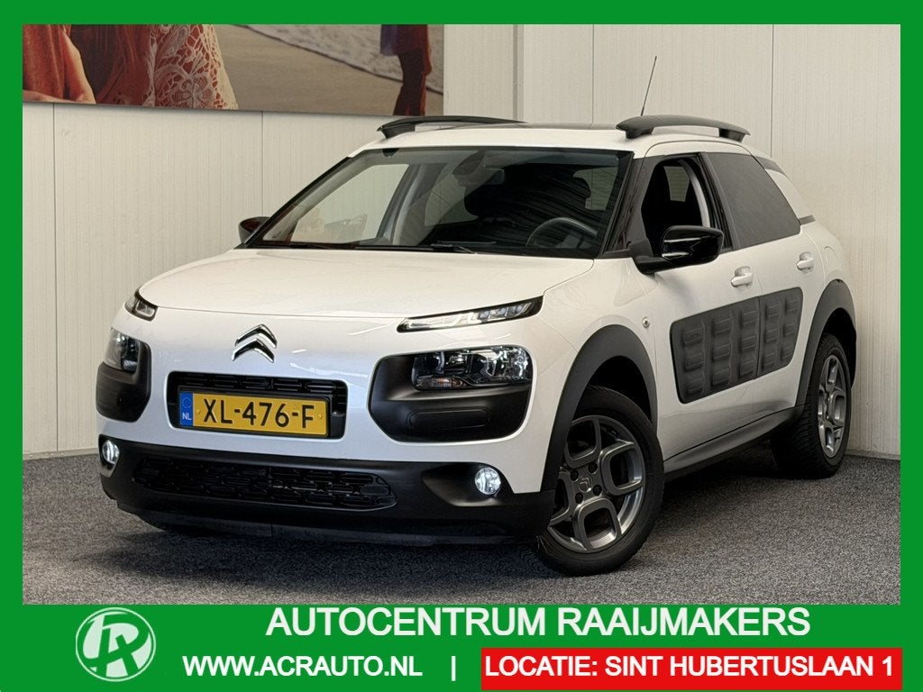 Citroën C4 Cactus 1.2 PURE SHINE AUTOMAAT PANORAMADAK NAVIG, Stof, 82 pk, 3 cilinders, C4 Cactus