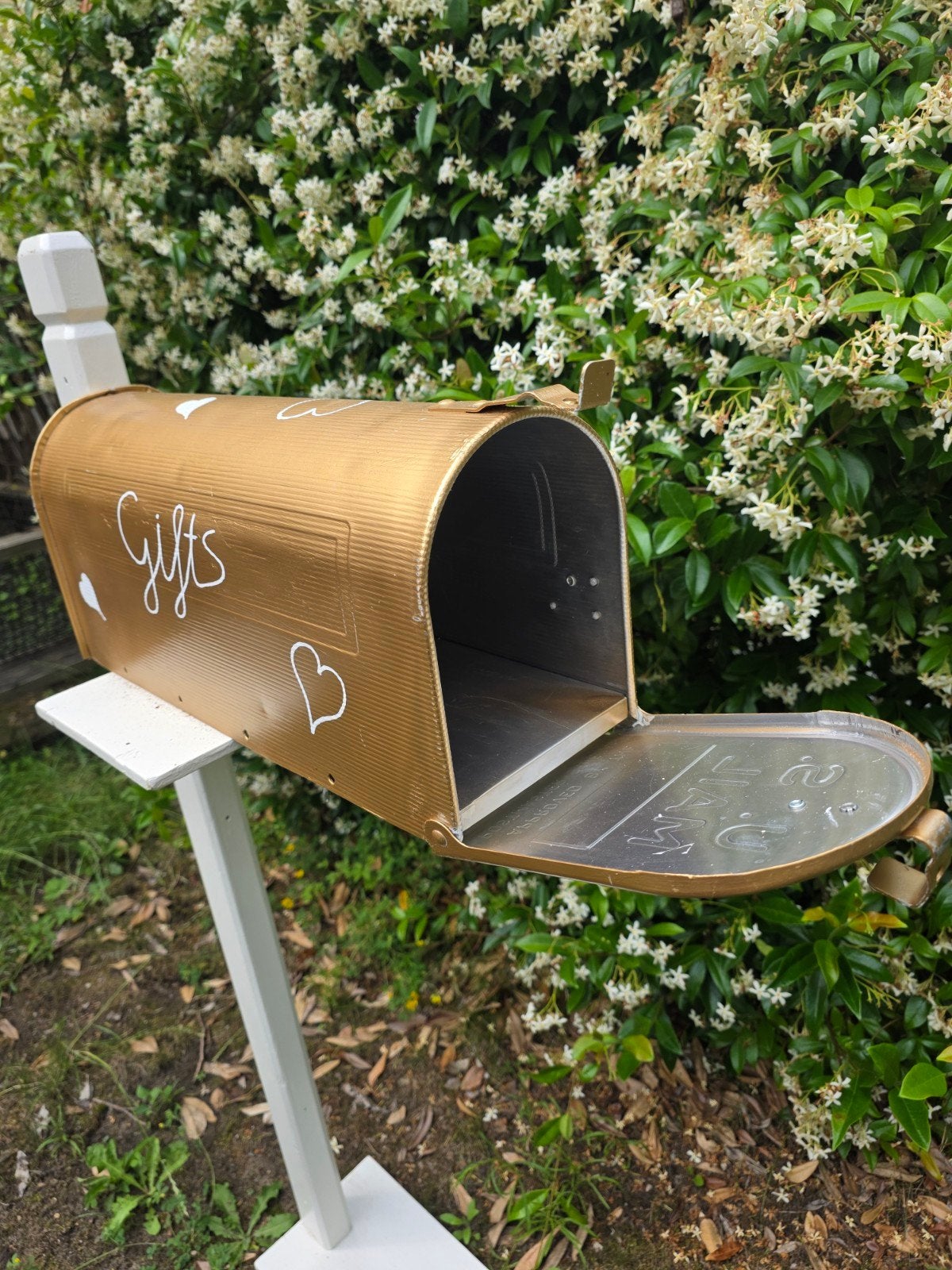 Amerikaanse brievenbus voor bruiloft gifts en cadeaus, Tuin en Terras, Brievenbussen, Ophalen, Zo goed als nieuw, Hout, Staande brievenbus