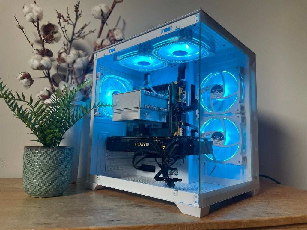 Witte Gaming PC | GTX 1070 | 6-core Intel | 32GB | SSD, 32 GB, Virtual Reality, Refurbished, Intel Xeon