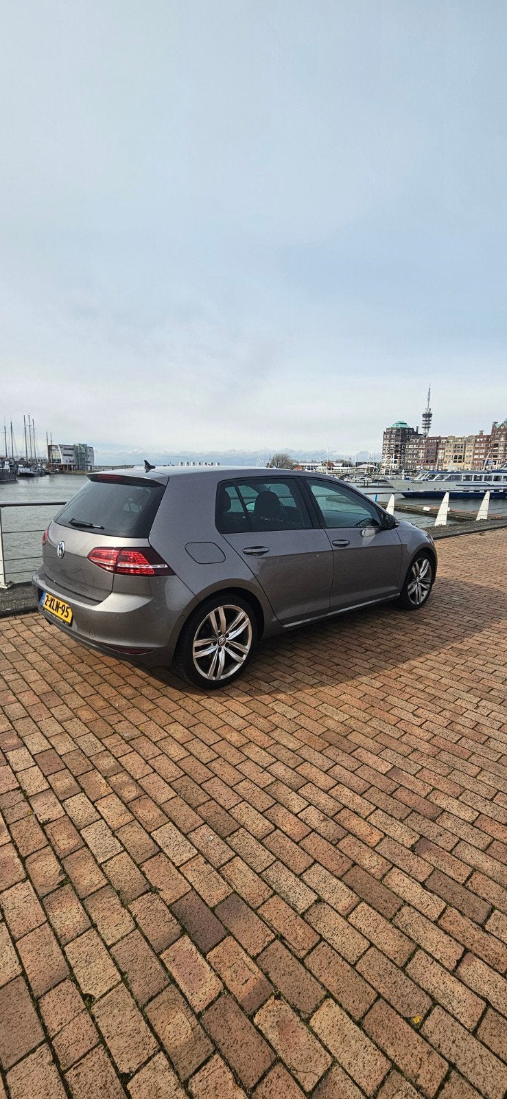 Volkswagen Golf 1.4 TSI 90KW 5D 2014 Grijs, Auto's, Volkswagen, Voorwielaandrijving, Euro 5, 4 cilinders, 620 kg