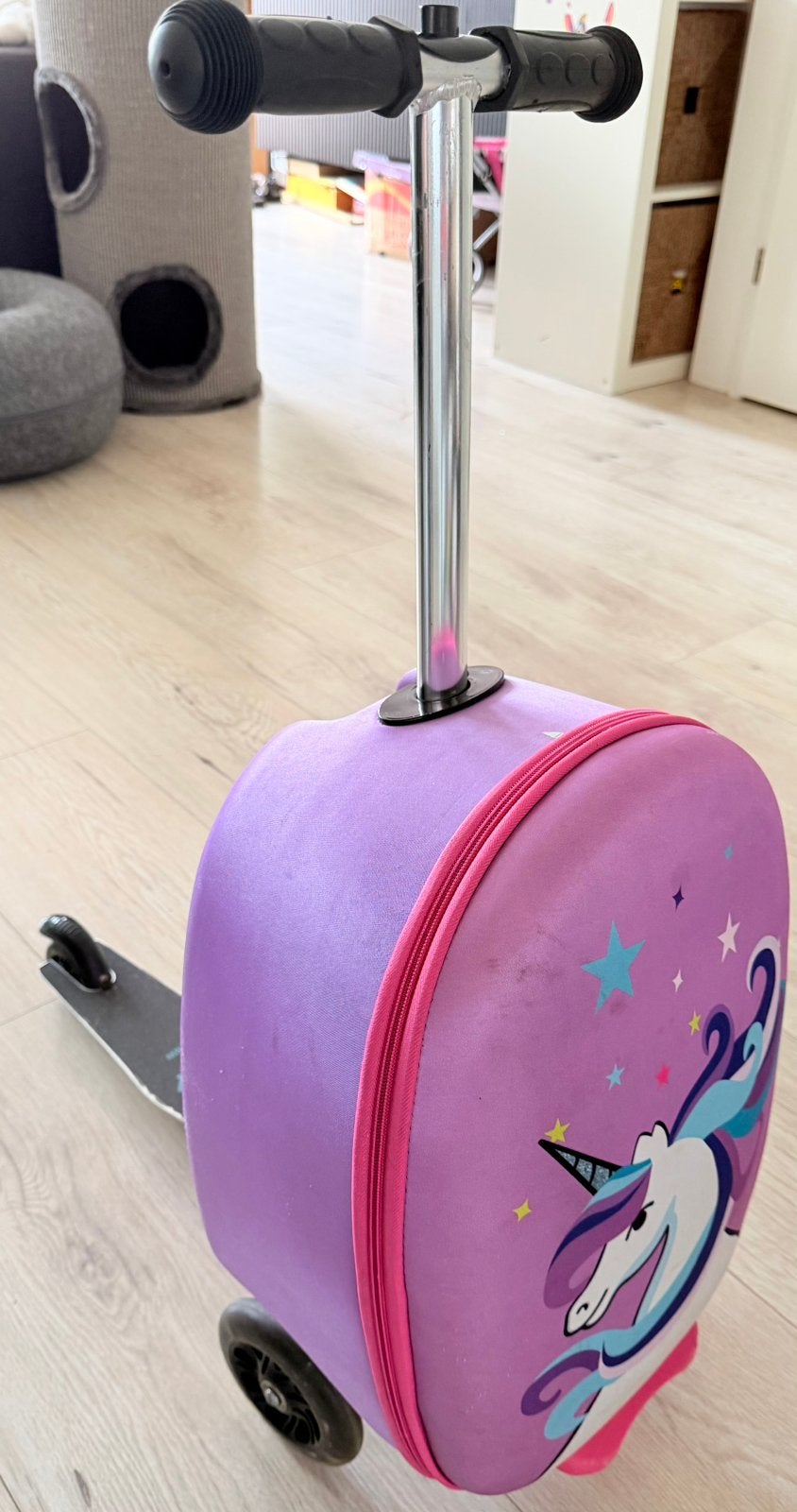Scooterkoffer eenhoorn, Ophalen, Uitschuifbare handgreep, Gebruikt, 50 tot 60 cm