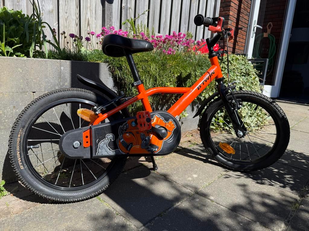 B'TWIN ROBOT 500 Kinderfiets 16 inch - Oranje, Fietsen en Brommers, Fietsen | Kinderfietsjes, Ophalen, Gebruikt, Velgrem, 16 tot 20 inch