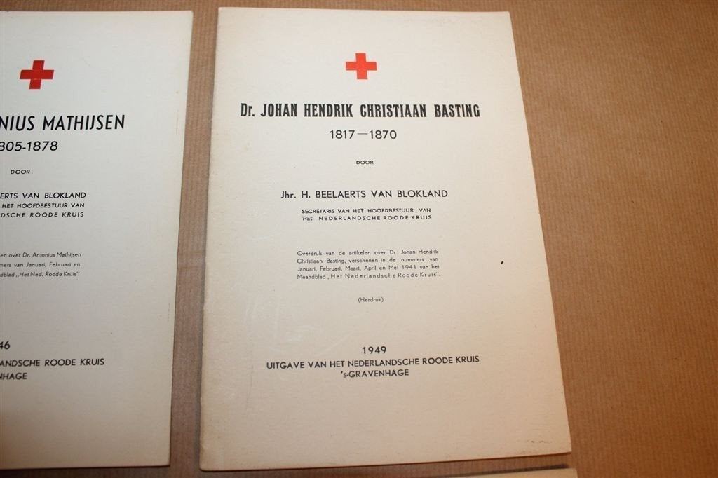 Rode Kruis — Henry Dunant, Mathijsen en Basting 1942-1949, Ophalen of Verzenden, Gelezen