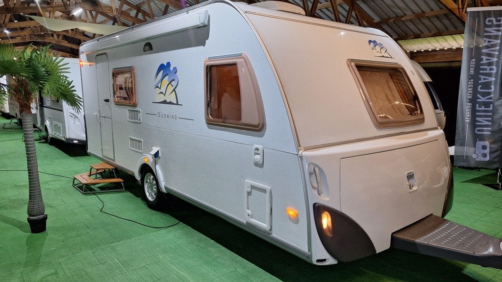 Knaus Sudwind 500 FSK Voortent/Airco/Mover/Luifel, Caravans en Kamperen, Caravans, Rondzit, Bedrijf, 5 tot 6 meter, Knaus