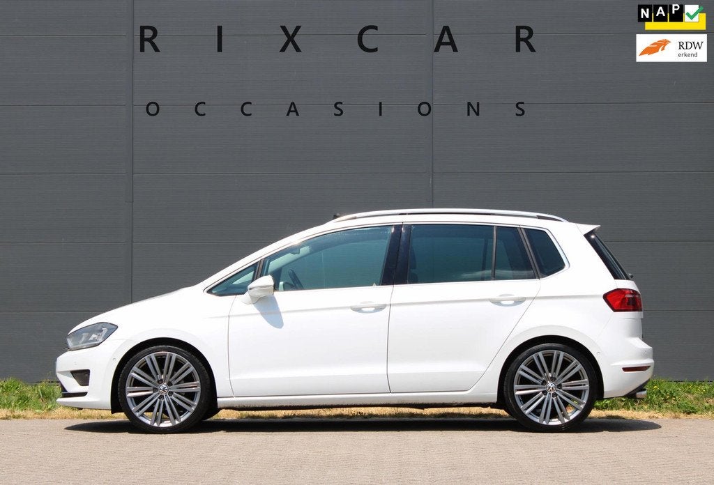 Volkswagen Golf Sportsvan 1.2 TSI Highline DSG Panodak Leder, Auto's, Volkswagen, Gebruikt, 4 cilinders, Wit, Bedrijf
