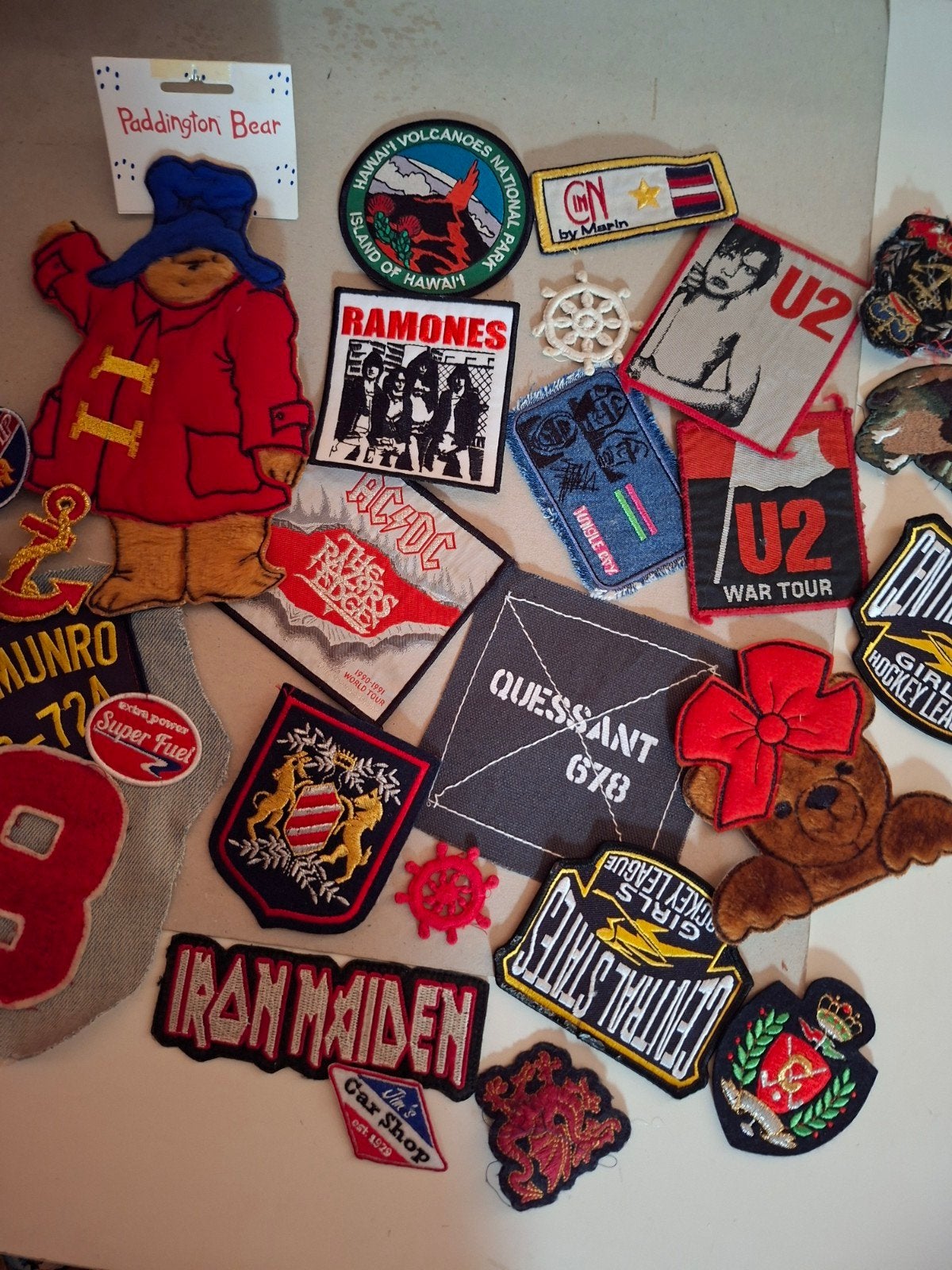 naai fournituren badges applicaties paddington rock, Hobby en Vrije tijd, Verzenden, Overige applicaties