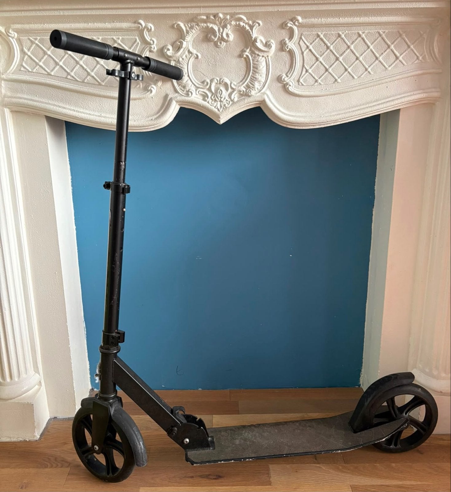 Zwarte step voor kinderen - Blue Gorillaz, Fietsen en Brommers, Steps, Gebruikt, Gewone step, Ophalen
