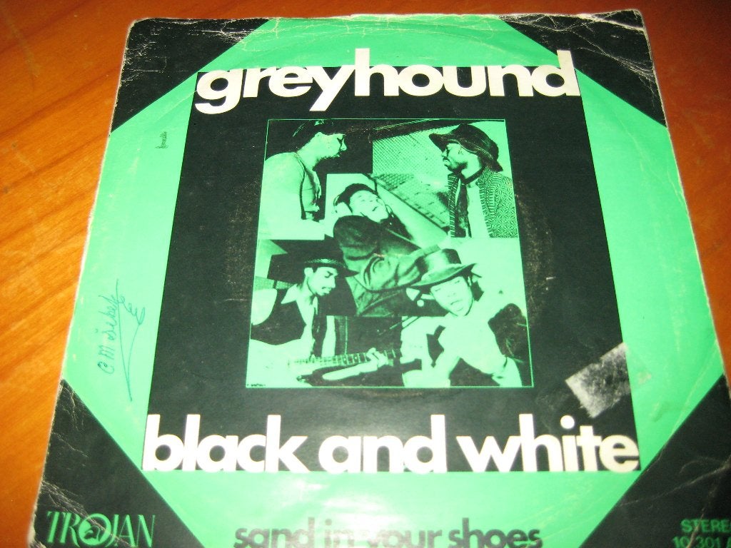 Greyhound: Black + White (NO2), Ophalen of Verzenden, Zo goed als nieuw, Pop