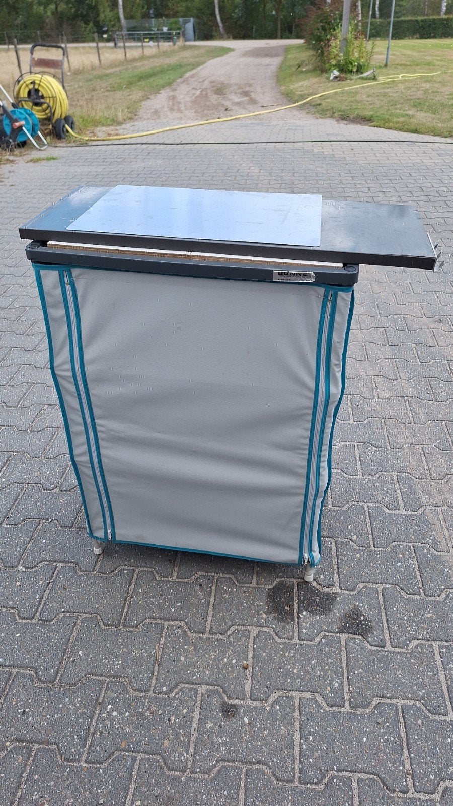 Opvouwbare campingkast met 3 planken, Ophalen, Gebruikt