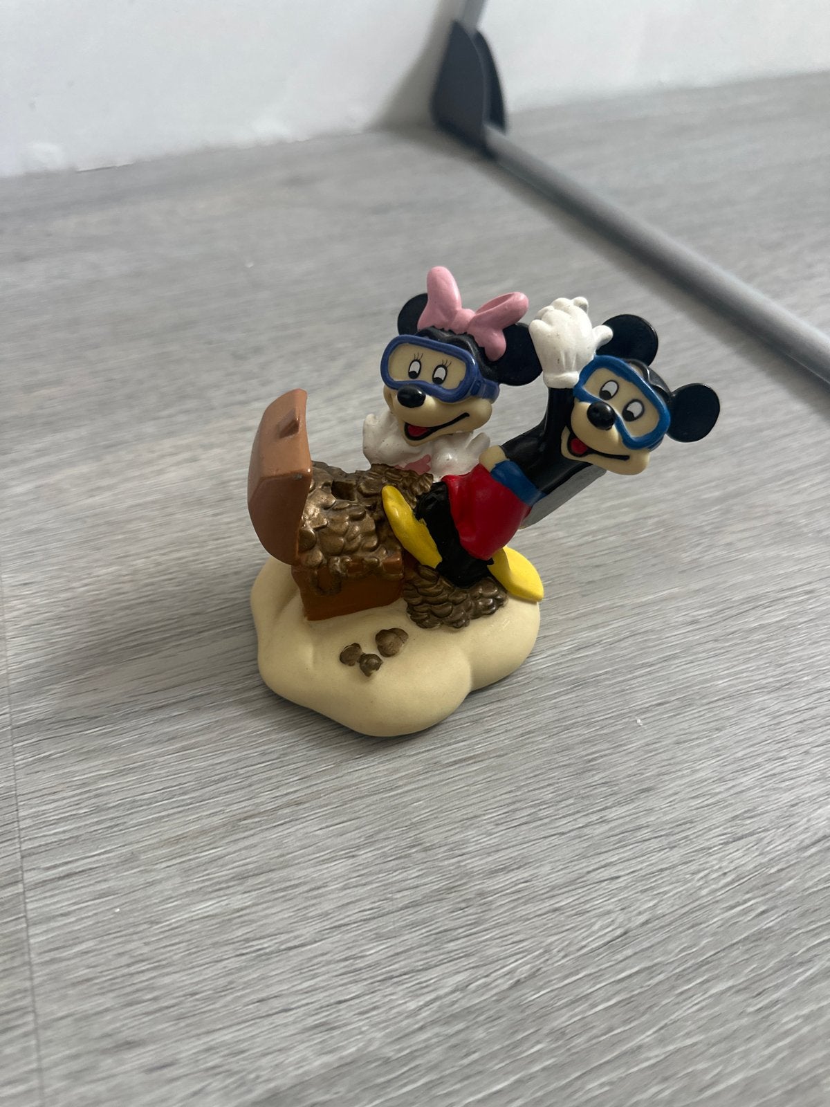 Tandenborstelhouder Mickey & Minnie Duikers, Verzamelen, Ophalen of Verzenden, Mickey Mouse, Gebruikt, Beeldje of Figuurtje