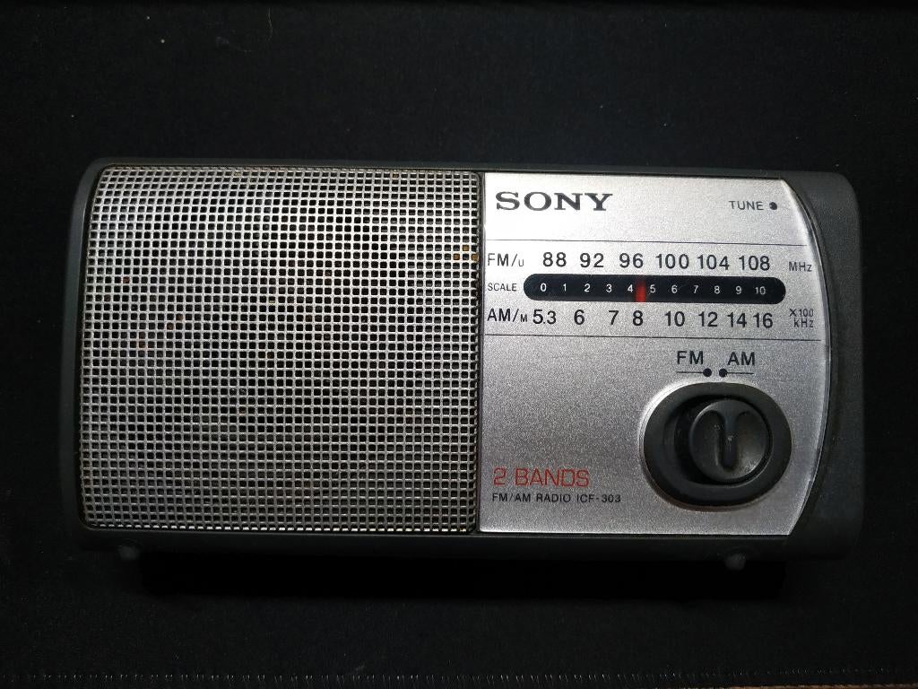 Sony ICF-303 radio, Audio, Tv en Foto, Radio's, Ophalen of Verzenden, Gebruikt, Radio