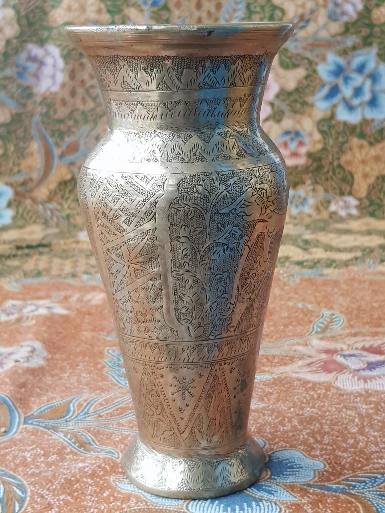 Mooie bewerkte antieke koperen vaas uit Indonesië 16,5 cm., Ophalen of Verzenden