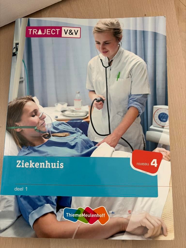 Traject V&V Ziekenhuis deel 1 niveau 4, Boeken, Ophalen of Verzenden, Beta, Zo goed als nieuw, MBO